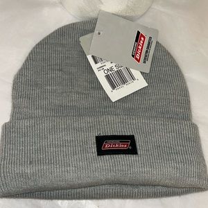 Dickie NWT GRAY cuffed logo tag very soft liner